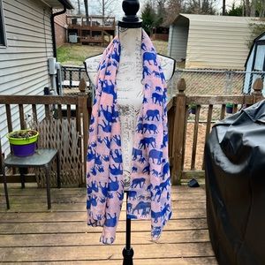 🐘Lot of 3 beautiful elephant 🐘 print scarves